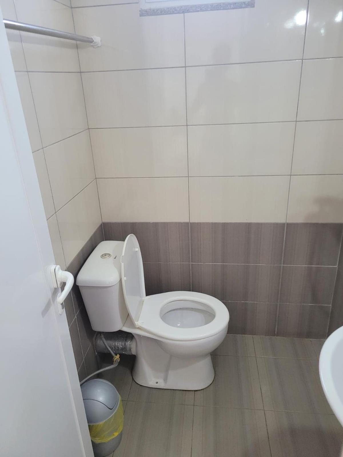 Vila Bedro Sarandë Exteriör bild
