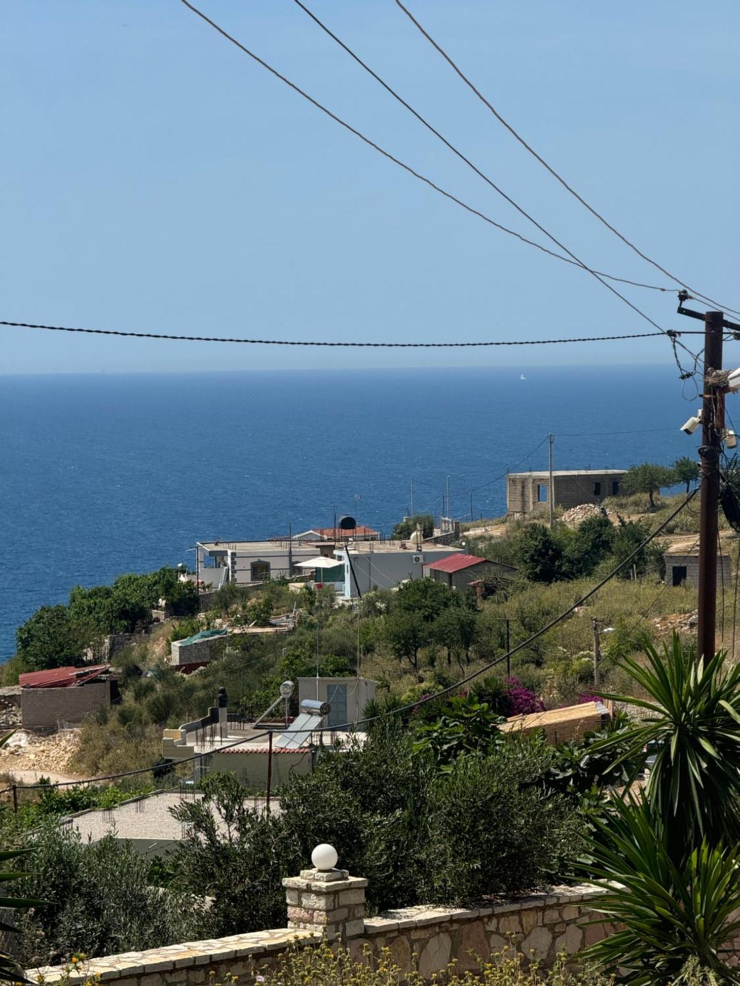 Vila Bedro Sarandë Exteriör bild